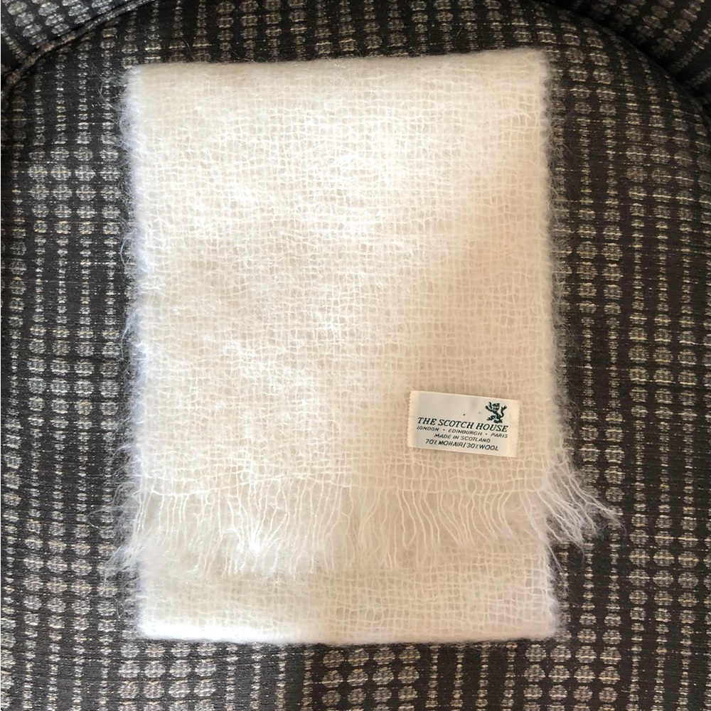 The Scotch House Vintage Ivory Off-White Mohair Wool Scarf 48" L x 9" W